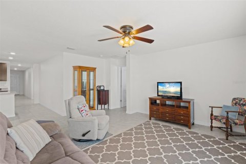 House in Parrish, Florida 4 bedrooms, 169.83 sq.m. № 2092279 - photo 25