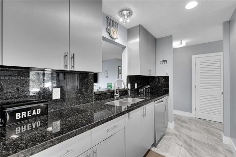 Купить виллу или дом в Делрей-Бич, Флорида 3 спальни, 102.19м2, № 1974923 - фото 26