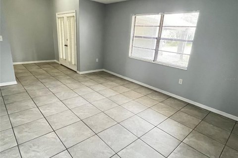 House in Spring Hill, Florida 3 bedrooms, 157.93 sq.m. № 1899603 - photo 4