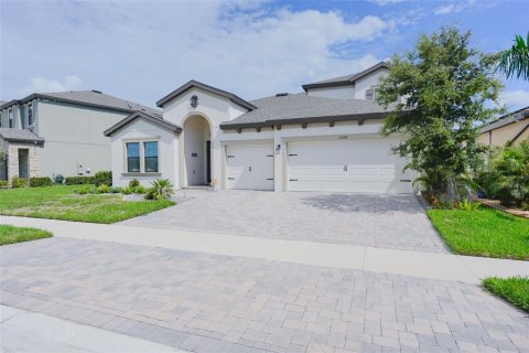 House in Riverview, Florida 4 bedrooms, 297.19 sq.m. № 2294805
