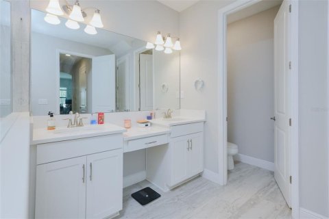 Villa ou maison à vendre à Riverview, Floride: 4 chambres, 297.19 m2 № 2294805 - photo 19