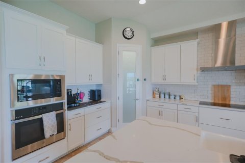 Villa ou maison à vendre à Riverview, Floride: 4 chambres, 297.19 m2 № 2294805 - photo 9