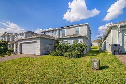 House in Davenport, Florida 4 bedrooms, 237.46 sq.m. № 2099049 - photo 6