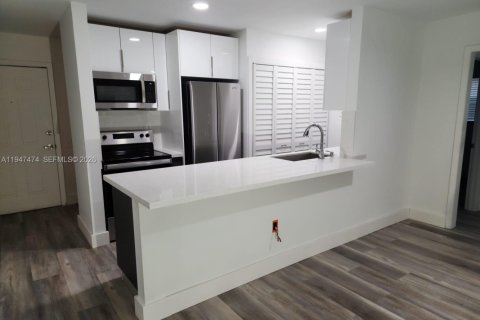 Condominio en venta en Tamarac, Florida, 3 dormitorios, 108.42 m2 № 2003327 - foto 7