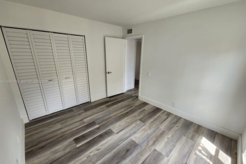 Condominio en venta en Tamarac, Florida, 3 dormitorios, 108.42 m2 № 2003327 - foto 22