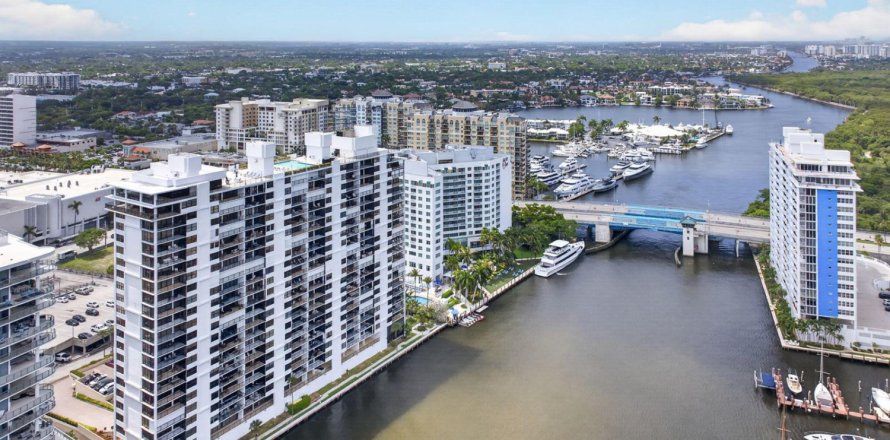 Condominio en Fort Lauderdale, Florida, 2 dormitorios № 2191668