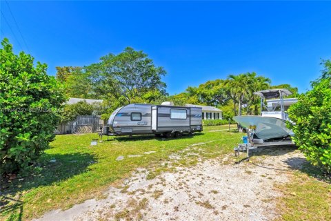 Купить коммерческую недвижимость в Холливуд, Флорида № 2000703 - фото 28