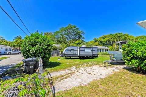 Купить коммерческую недвижимость в Холливуд, Флорида № 2000703 - фото 29