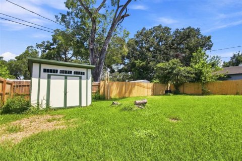 Casa en venta en Tampa, Florida, 4 dormitorios, 121.33 m2 № 2330052 - foto 25