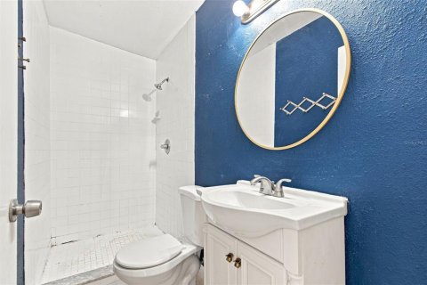 Casa en venta en Tampa, Florida, 4 dormitorios, 121.33 m2 № 2330052 - foto 20
