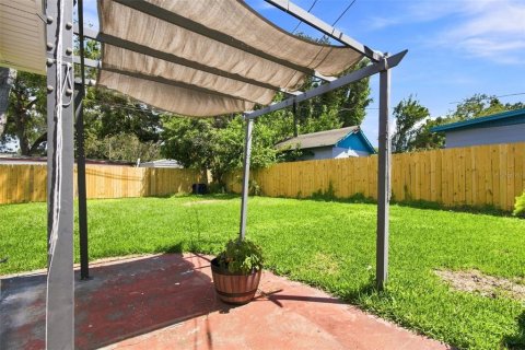 Casa en venta en Tampa, Florida, 4 dormitorios, 121.33 m2 № 2330052 - foto 22