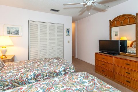 Condo in Venice, Florida, 2 bedrooms № 2100993 - photo 28