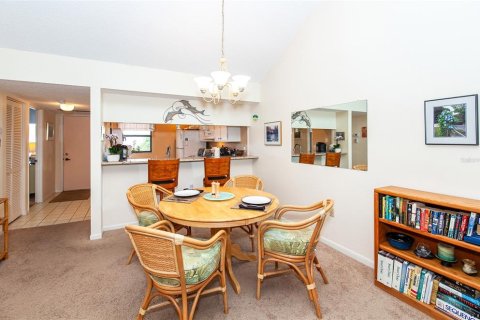 Condo in Venice, Florida, 2 bedrooms № 2100993 - photo 11