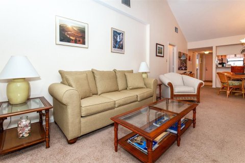 Condo in Venice, Florida, 2 bedrooms № 2100993 - photo 18