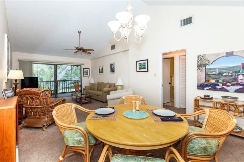 Condo in Venice, Florida, 2 bedrooms № 2100993 - photo 8