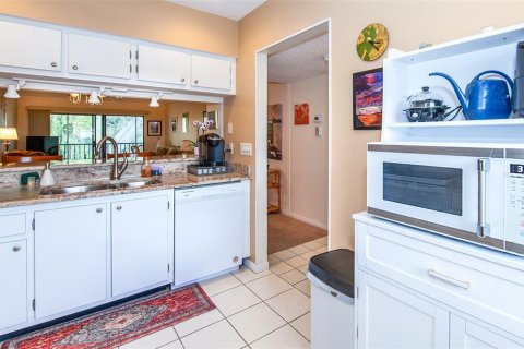 Condo in Venice, Florida, 2 bedrooms № 2100993 - photo 7