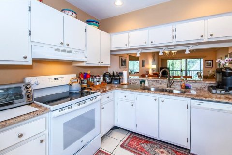 Condo in Venice, Florida, 2 bedrooms № 2100993 - photo 5