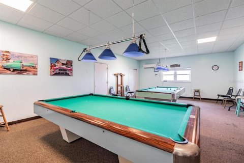 Condo in Dunedin, Florida, 2 bedrooms  № 2388596 - photo 27