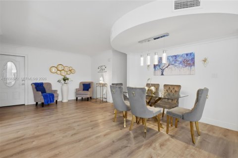 Condominio en venta en Deerfield Beach, Florida, 2 dormitorios, 144 m2 № 2084769 - foto 5