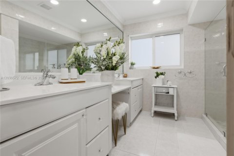 Condominio en venta en Deerfield Beach, Florida, 2 dormitorios, 144 m2 № 2084769 - foto 10