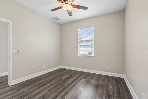 House in Wesley Chapel, Florida 4 bedrooms, 206.06 sq.m. № 2198207 - photo 15