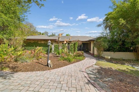 Casa en venta en Lakeland, Florida, 4 dormitorios, 350.8 m2 № 2115006 - foto 2