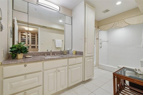 Casa en venta en Lakeland, Florida, 4 dormitorios, 350.8 m2 № 2115006 - foto 26