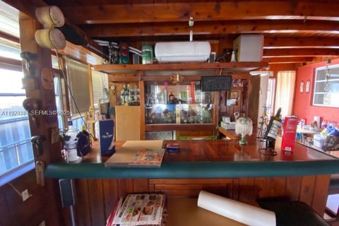 Casa en venta en Hialeah, Florida, 3 dormitorios № 1982659 - foto 22