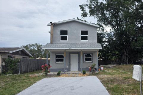 House in Holiday, Florida 4 bedrooms, 144 sq.m. № 2225668 - photo 3