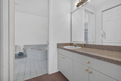 Villa ou maison à vendre à Dania Beach, Floride: 3 chambres, 231.14 m2 № 2402081 - photo 24