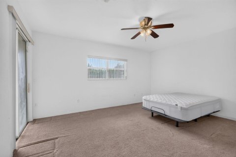 Villa ou maison à vendre à Dania Beach, Floride: 3 chambres, 231.14 m2 № 2402081 - photo 20