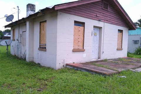 Immobilier commercial à vendre à Orlando, Floride: 62.43 m2 № 1909167 - photo 2
