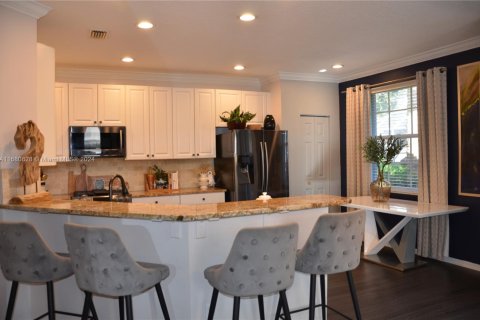 House in Palm Beach Gardens, Florida 3 bedrooms, 174.38 sq.m. № 1764257 - photo 12