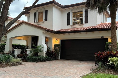 House in Palm Beach Gardens, Florida 3 bedrooms, 174.38 sq.m. № 1764257 - photo 2