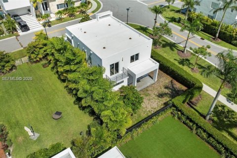 Villa ou maison à vendre à Doral, Floride: 4 chambres, 223.15 m2 № 2024400 - photo 10