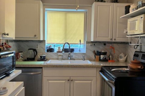 Copropriété à louer à West Palm Beach, Floride: 1 chambre, 63.55 m2 № 2387918 - photo 2