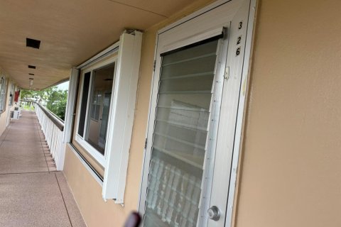 Copropriété à louer à West Palm Beach, Floride: 1 chambre, 63.55 m2 № 2387918 - photo 6