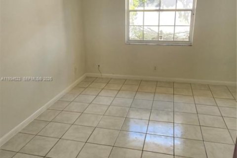 Apartamento en alquiler en Lake Worth, Florida, 3 dormitorios, 189.52 m2 № 1992909 - foto 22