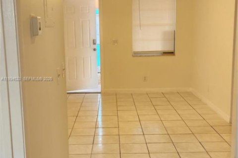 Apartamento en alquiler en Lake Worth, Florida, 3 dormitorios, 189.52 m2 № 1992909 - foto 8