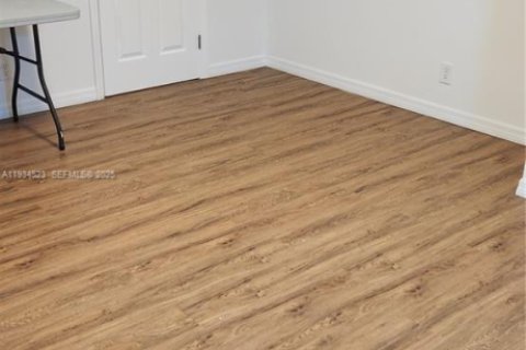 Apartamento en alquiler en Lake Worth, Florida, 3 dormitorios, 189.52 m2 № 1992909 - foto 27