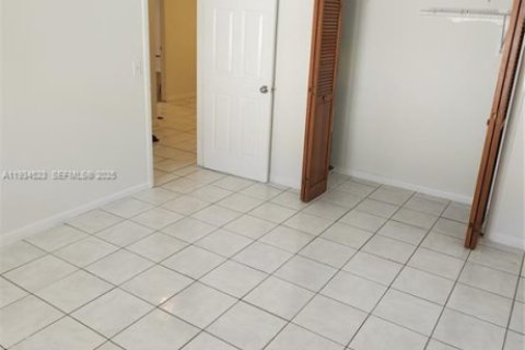 Apartamento en alquiler en Lake Worth, Florida, 3 dormitorios, 189.52 m2 № 1992909 - foto 9