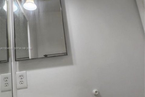 Apartamento en alquiler en Lake Worth, Florida, 3 dormitorios, 189.52 m2 № 1992909 - foto 14