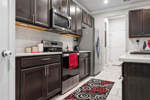 Touwnhouse à louer à Lutz, Floride: 3 chambres, 159.14 m2 № 2142965 - photo 7