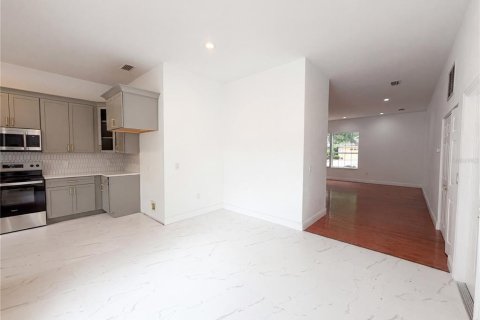 Villa ou maison à vendre à Gainesville, Floride: 3 chambres, 207.64 m2 № 2116135 - photo 16