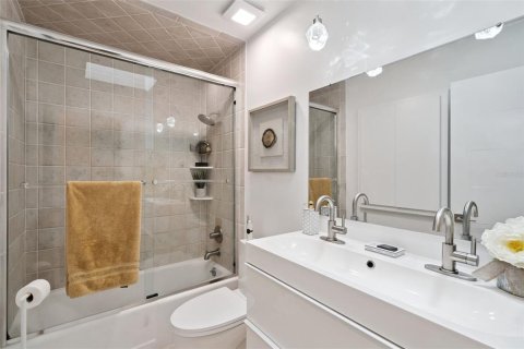 Casa en venta en Sanford, Florida, 4 dormitorios, 342.53 m2 № 1912648 - foto 23