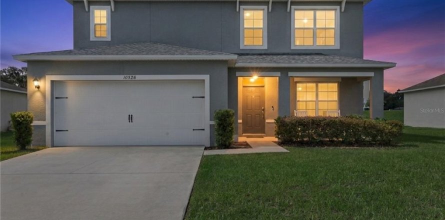 Villa ou maison à Leesburg, Floride 5 chambres, 260.78 m2 № 2319228