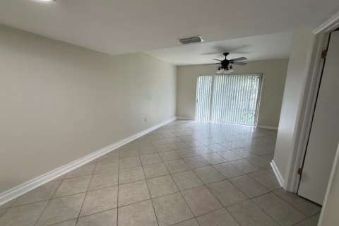 Townhouse in Sunrise, Florida 2 bedrooms, 97.55 sq.m. № 2381648 - photo 7