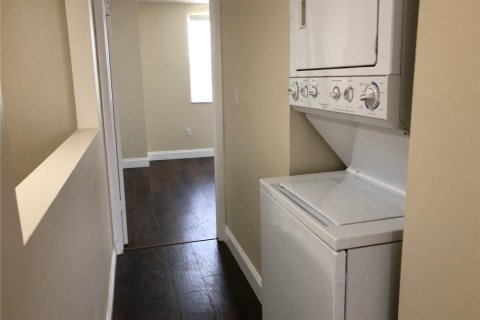 Townhouse in Sunrise, Florida 2 bedrooms, 97.55 sq.m. № 2381648 - photo 15