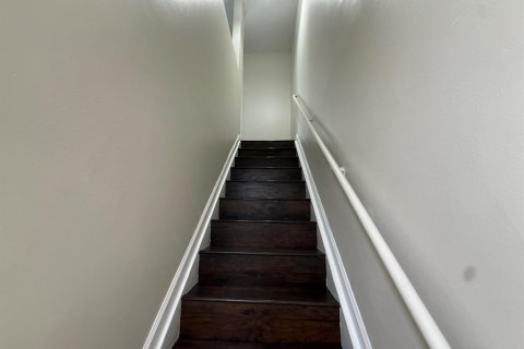 Townhouse in Sunrise, Florida 2 bedrooms, 97.55 sq.m. № 2381648 - photo 12