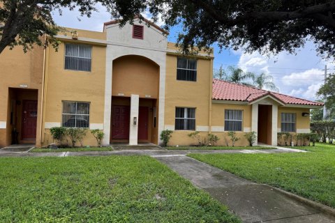 Townhouse in Sunrise, Florida 2 bedrooms, 97.55 sq.m. № 2381648 - photo 29